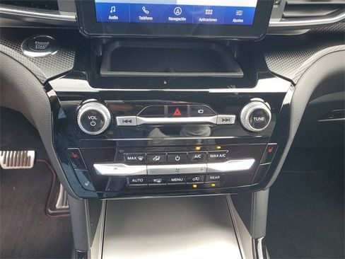 Used 2023 Ford Explorer ST-Line w/ Class IV Trailer Tow Package image 25