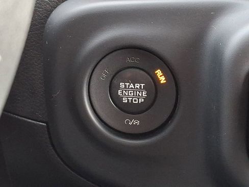 Used 2018 Jeep Wrangler Unlimited Rubicon image 23