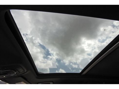 Used 2018 Audi Q5 2.0T Premium AWD/4WD image 25