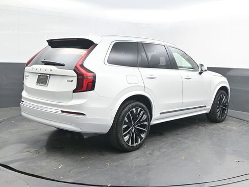 New 2026 Volvo XC90 B6 Plus AWD/4WD image 7