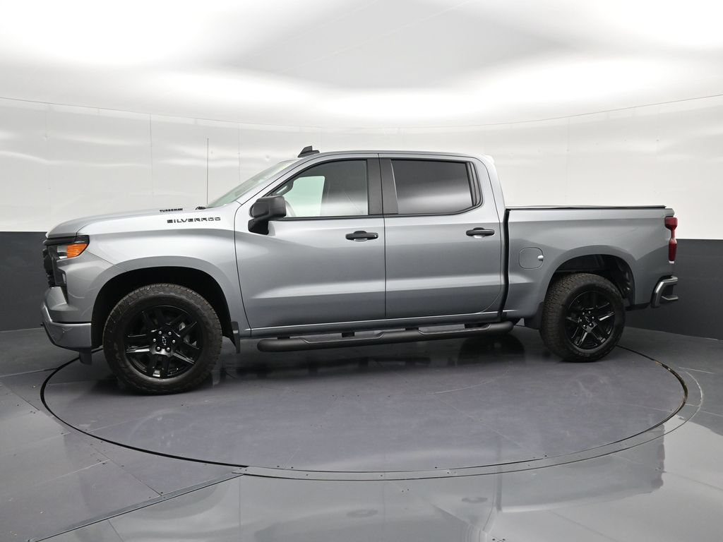 Used 2026 Chevrolet Silverado 1500 Custom w/ Turbomax Blackout Package RWD image 8