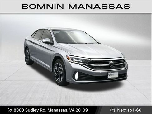 Used 2023 Volkswagen Jetta SEL image 7