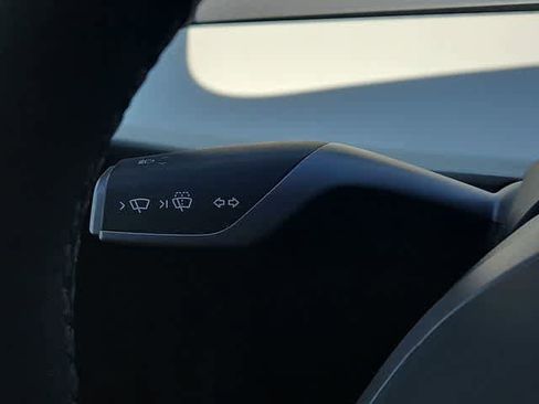 Used 2023 Tesla Model Y Long Range image 26