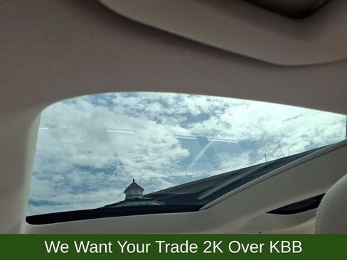 Used 2019 Mercedes-Benz C 300 4MATIC Sedan image 11