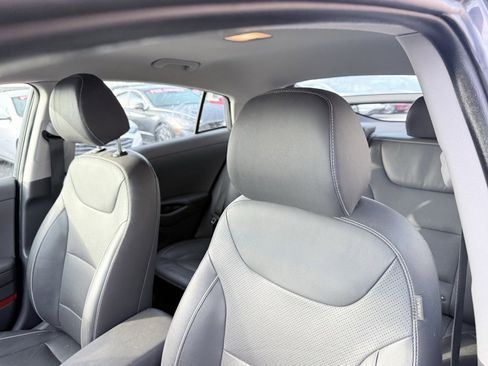 Used 2019 Hyundai Ioniq Limited image 23