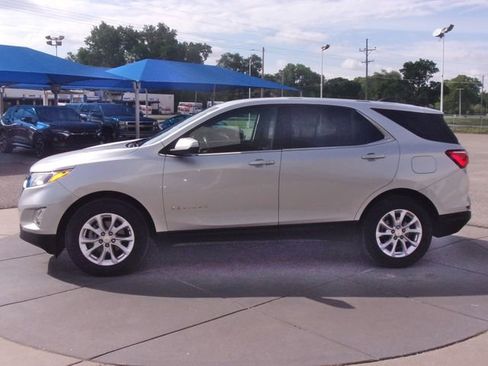 Used 2019 Chevrolet Equinox LT FWD image 13