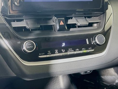 Certified 2023 Toyota Corolla LE FWD image 15