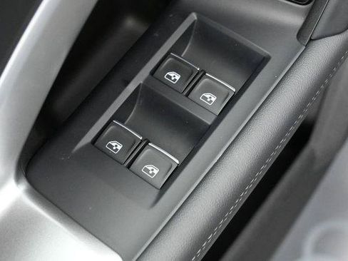 Used 2025 Audi Q5 Premium w/ Convenience Package AWD/4WD image 14