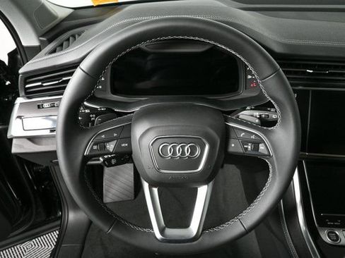 New 2025 Audi Q7 3.0T Premium Plus image 9