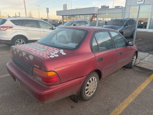 Used 1993 Toyota Corolla Deluxe image 2