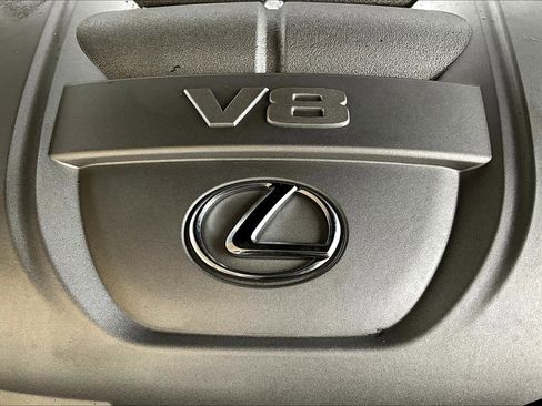Used 2020 Lexus LX 570 4WD w/ Luxury Package image 33