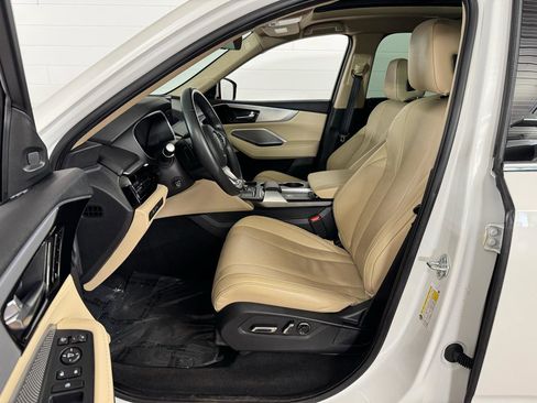 Used 2023 Acura MDX SH-AWD w/ Technology Package image 12