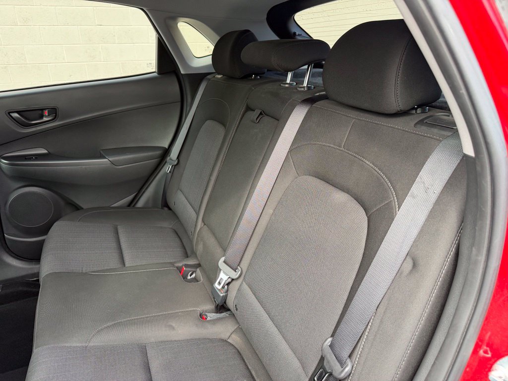Used 2022 Hyundai Kona SEL AWD/4WD image 25