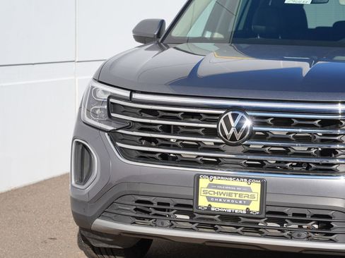 Used 2025 Volkswagen Atlas SE image 9