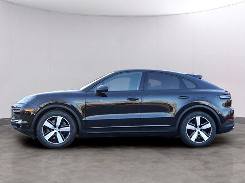 Certified 2026 Porsche Cayenne E-Hybrid Coupe AWD/4WD image 4