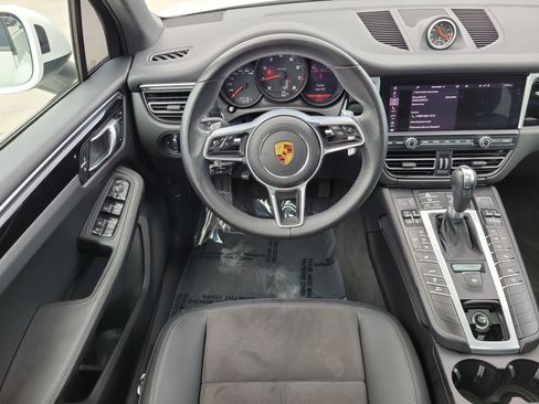 Used 2021 Porsche Macan AWD/4WD image 21