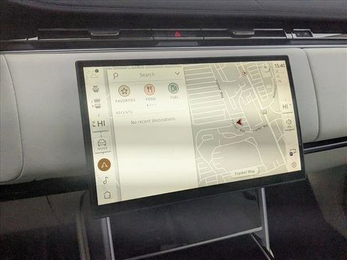 New 2026 Land Rover Range Rover Long Wheelbase SE image 14