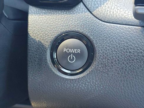 Certified 2026 Toyota Camry SE FWD image 32