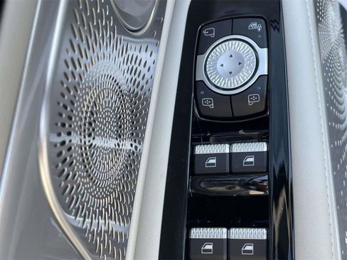 New 2026 Lincoln Nautilus Reserve image 16