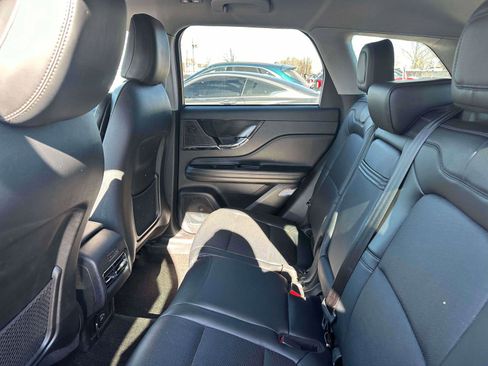 Used 2022 Lincoln Corsair AWD w/ Equipment Group 101A image 9