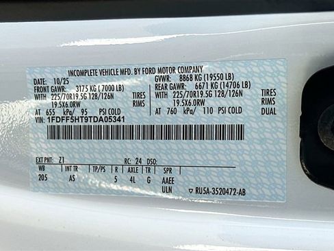 New 2026 Ford F550 4x4 Regular Cab Super Duty image 17