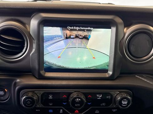 Used 2023 Jeep Wrangler Unlimited w/ 8.4" Radio Group image 14