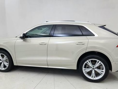 Used 2023 Audi Q8 Premium Plus w/ Premium Plus Package image 4