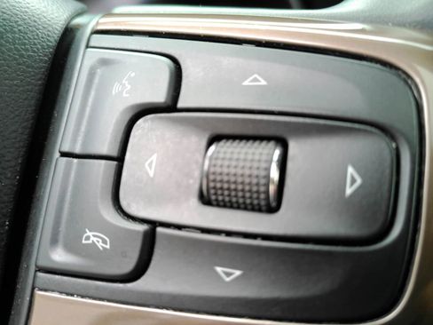 Certified 2023 Chevrolet Suburban High Country AWD/4WD image 27