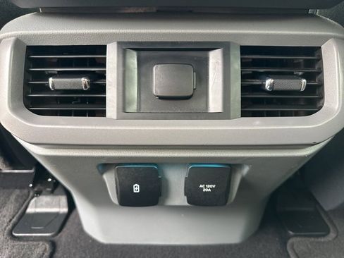 Used 2024 Ford F150 XLT w/ Mobile Office Package image 33