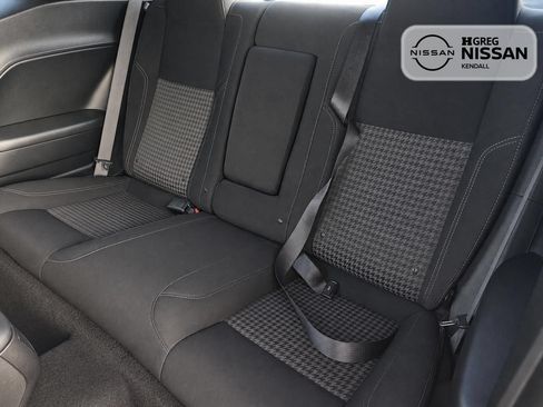 Used 2019 Dodge Challenger SXT RWD image 12