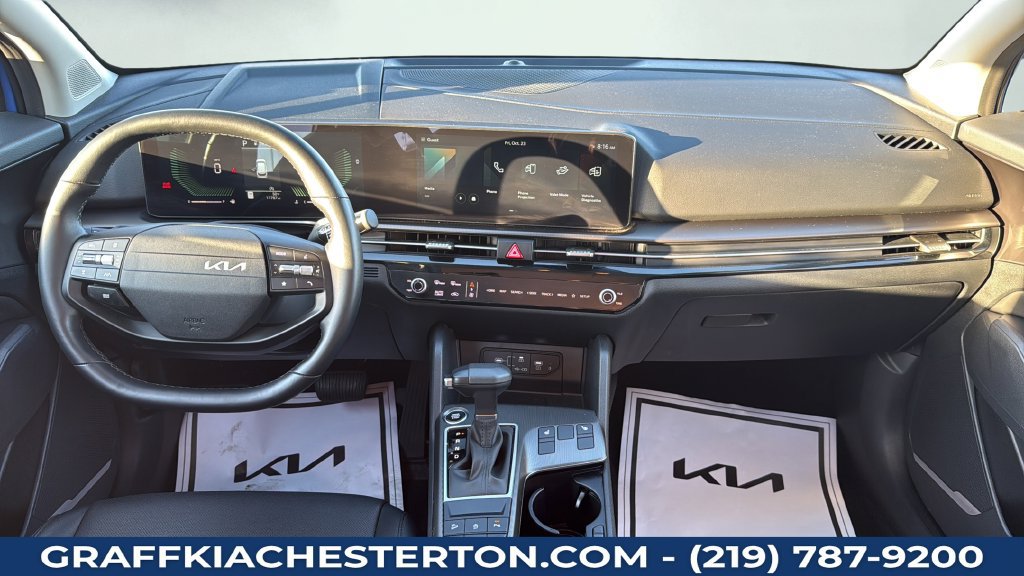 Used 2026 Kia Sportage EX FWD image 17