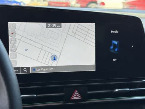 Certified 2024 Hyundai Elantra SEL FWD image 21