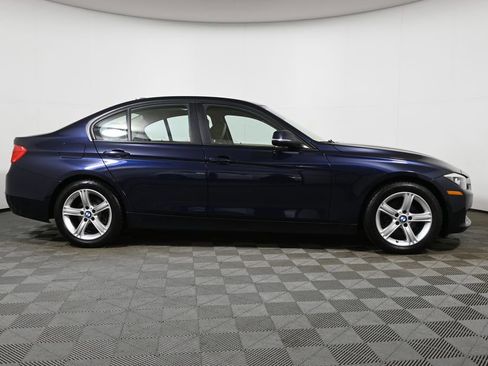 Used 2014 BMW 320i xDrive Sedan image 8