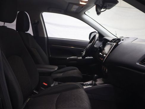 Used 2021 Mitsubishi Outlander Sport ES image 9