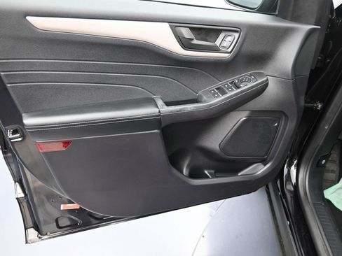 Certified 2022 Ford Escape SE w/ Convenience Package image 11