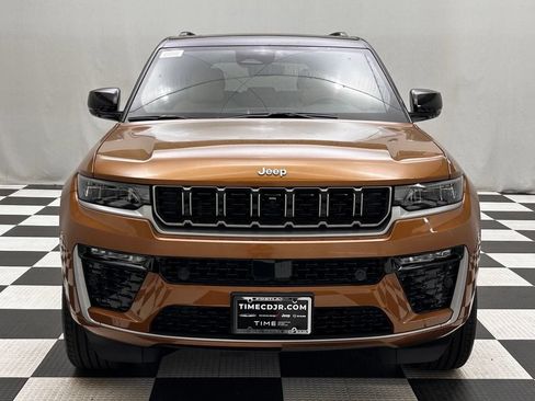 New 2026 Jeep Grand Cherokee Summit AWD/4WD image 3