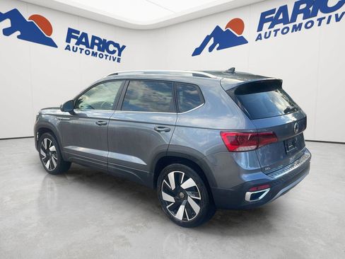Used 2024 Volkswagen Taos SEL AWD/4WD image 11