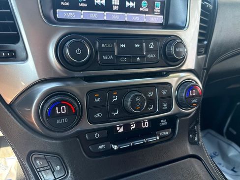 Used 2019 Chevrolet Suburban Premier AWD/4WD image 21