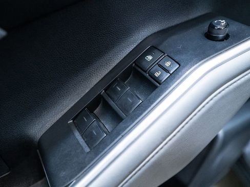 Certified 2022 Toyota Highlander XLE image 21