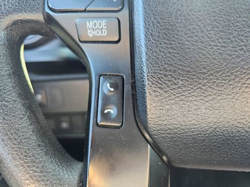 Used 2022 Toyota Tacoma SR image 32