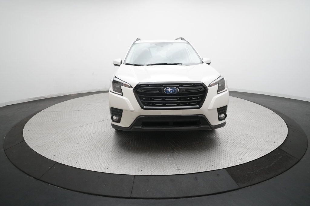 Used 2023 Subaru Forester Premium AWD/4WD image 11