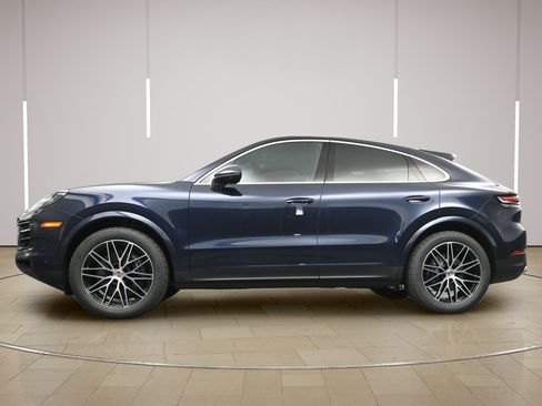 Certified 2026 Porsche Cayenne Coupe AWD/4WD image 29
