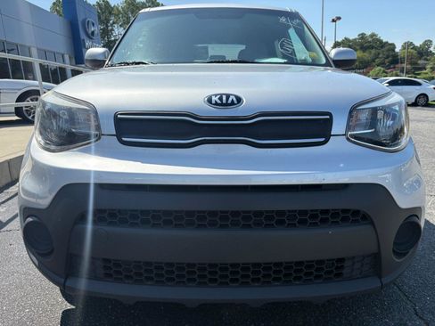 Used 2018 Kia Soul w/ Option Group 020 FWD image 6