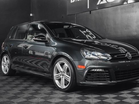 Used 2012 Volkswagen Golf 4-Door image 19