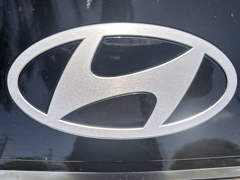 Used 2025 Hyundai Elantra SEL FWD image 10