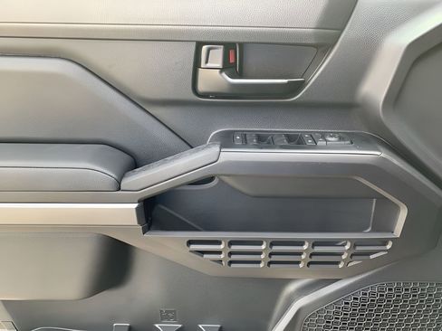 New 2025 Toyota Tacoma SR5 image 11