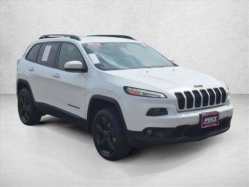 Used 2017 Jeep Cherokee High Altitude AWD/4WD image 3