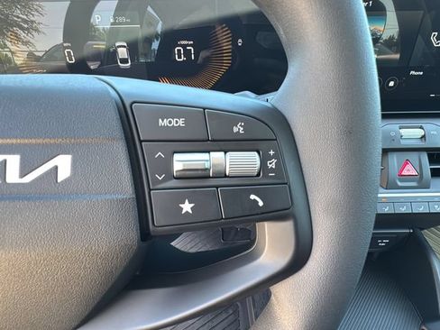 New 2026 Kia K4 FWD image 20