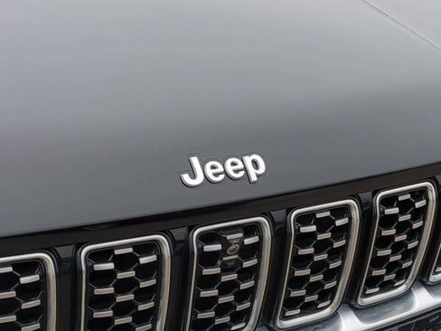 Certified 2024 Jeep Grand Cherokee Summit w/ Adv Protech Group IV image 12