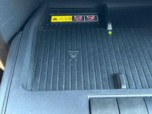 Used 2026 Toyota Corolla Cross LE w/ Moonroof Package FWD image 27